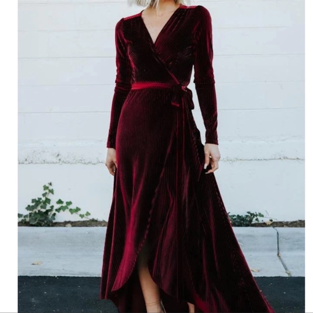 Baltic Born Jada ribbed velvet wrap dress!